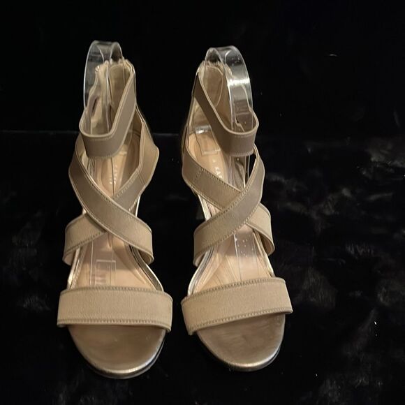 Kelly & Katie Chic Strappy Heeled Sandals - Picture 2 of 10